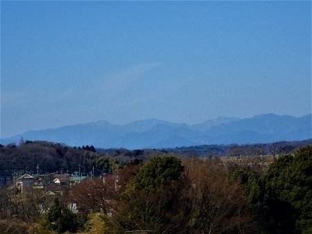 P2173078 見晴らしの丘より　山々の風景m.jpg